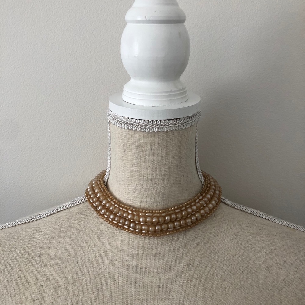 Women’s Collar Necklace